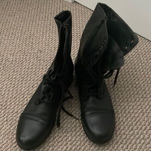 Steve Madden Boots